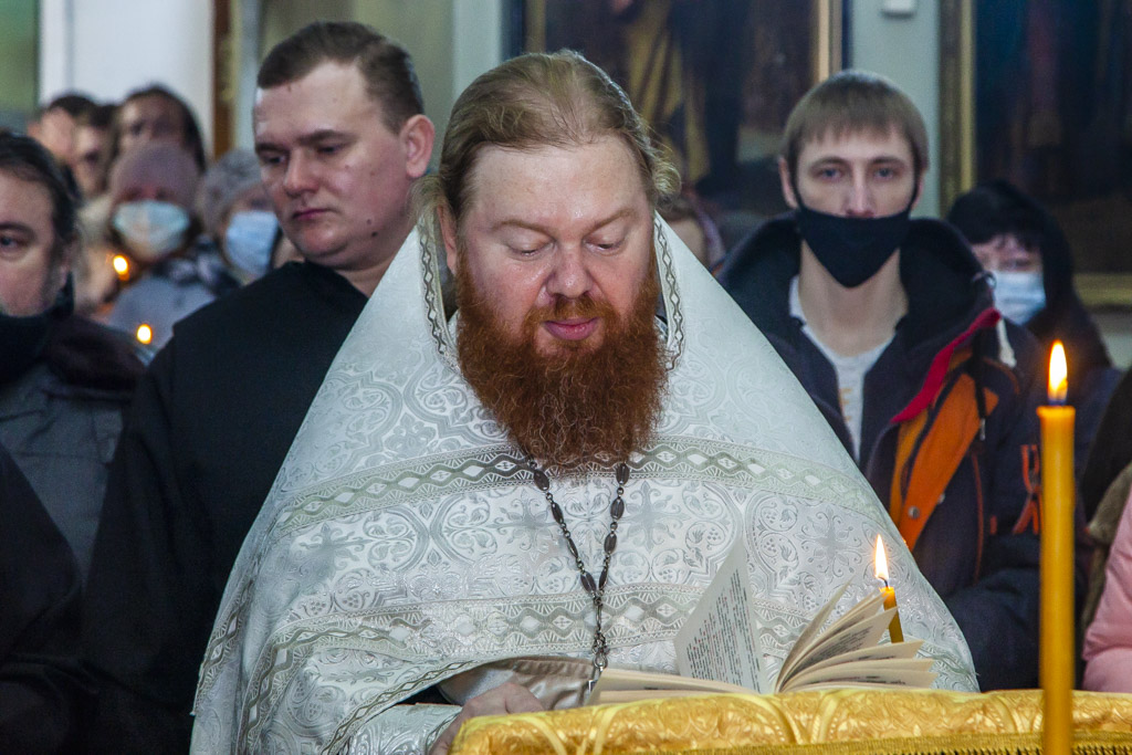 Священники покровской церкви. Тамбовская епархия отец Александр. Покровский храм Тамбов отец Сергий. Протоиерей Сергий Селезнев. Иерей Сергий Кабанов Тюмень.